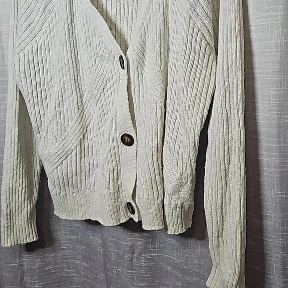 SWEATER - Picture 2 of 4